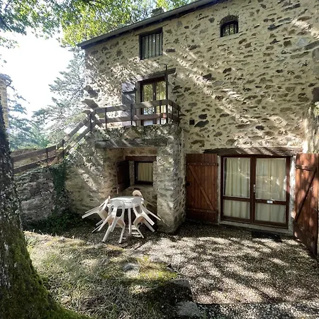 Village Nature En Foret De 假日公园 纳雅克