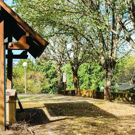 Village Nature En Foret De 假日公园 *